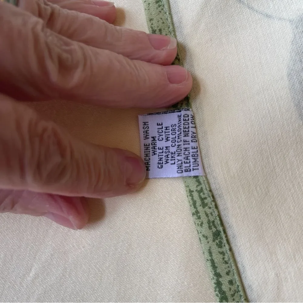 Williams Sonoma Cotton 4 pc dinner napkin olive tuscan green cream large